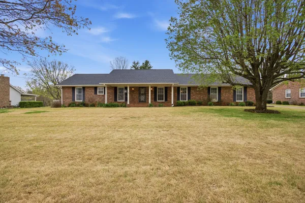 $499,900 | 1403 Timberwood Drive, Columbia, TN 38401