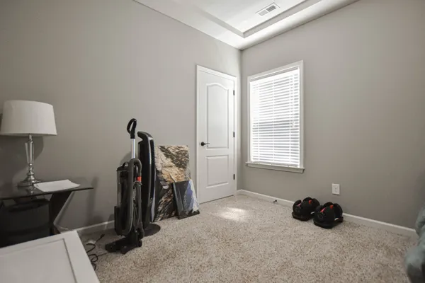 $1,700 | 3765 Silver Fox Lane, Clarksville, TN 37040