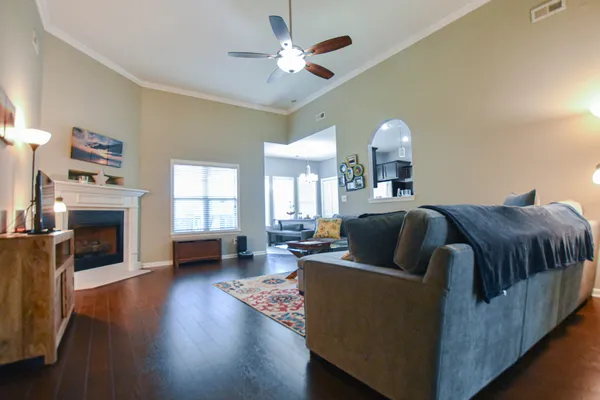 $1,700 | 3765 Silver Fox Lane, Clarksville, TN 37040