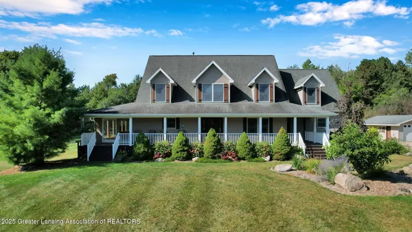 $699,900 | 11744 East Grand River Avenue, Portland, MI 48875