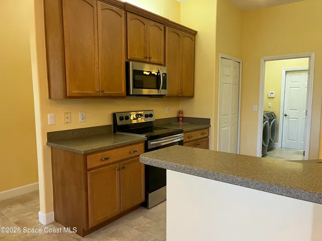 $2,300 | 1882 Woodfield Circle, Melbourne, FL 32904