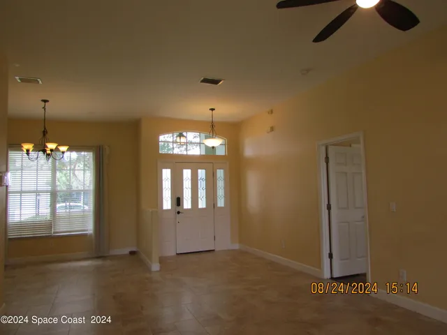 $2,400 | 1882 Woodfield Circle, Melbourne, FL 32904