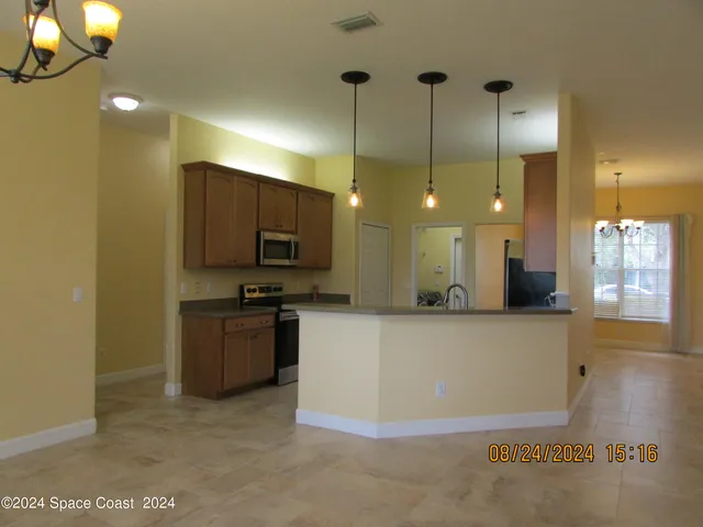 $2,400 | 1882 Woodfield Circle, Melbourne, FL 32904