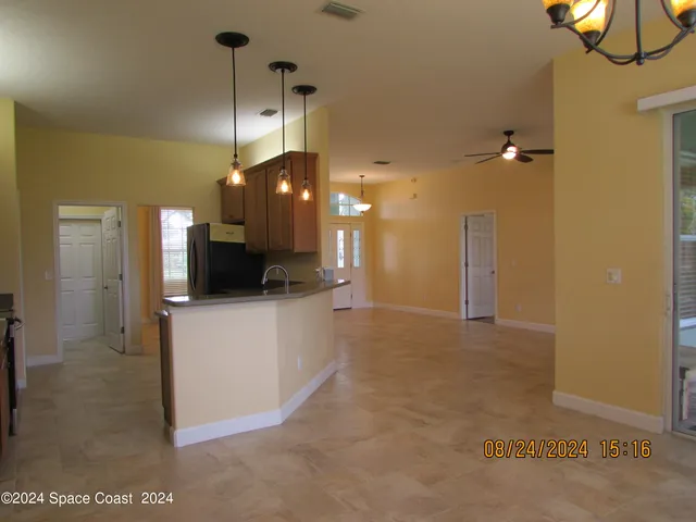 $2,400 | 1882 Woodfield Circle, Melbourne, FL 32904