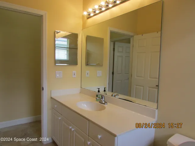 $2,400 | 1882 Woodfield Circle, Melbourne, FL 32904