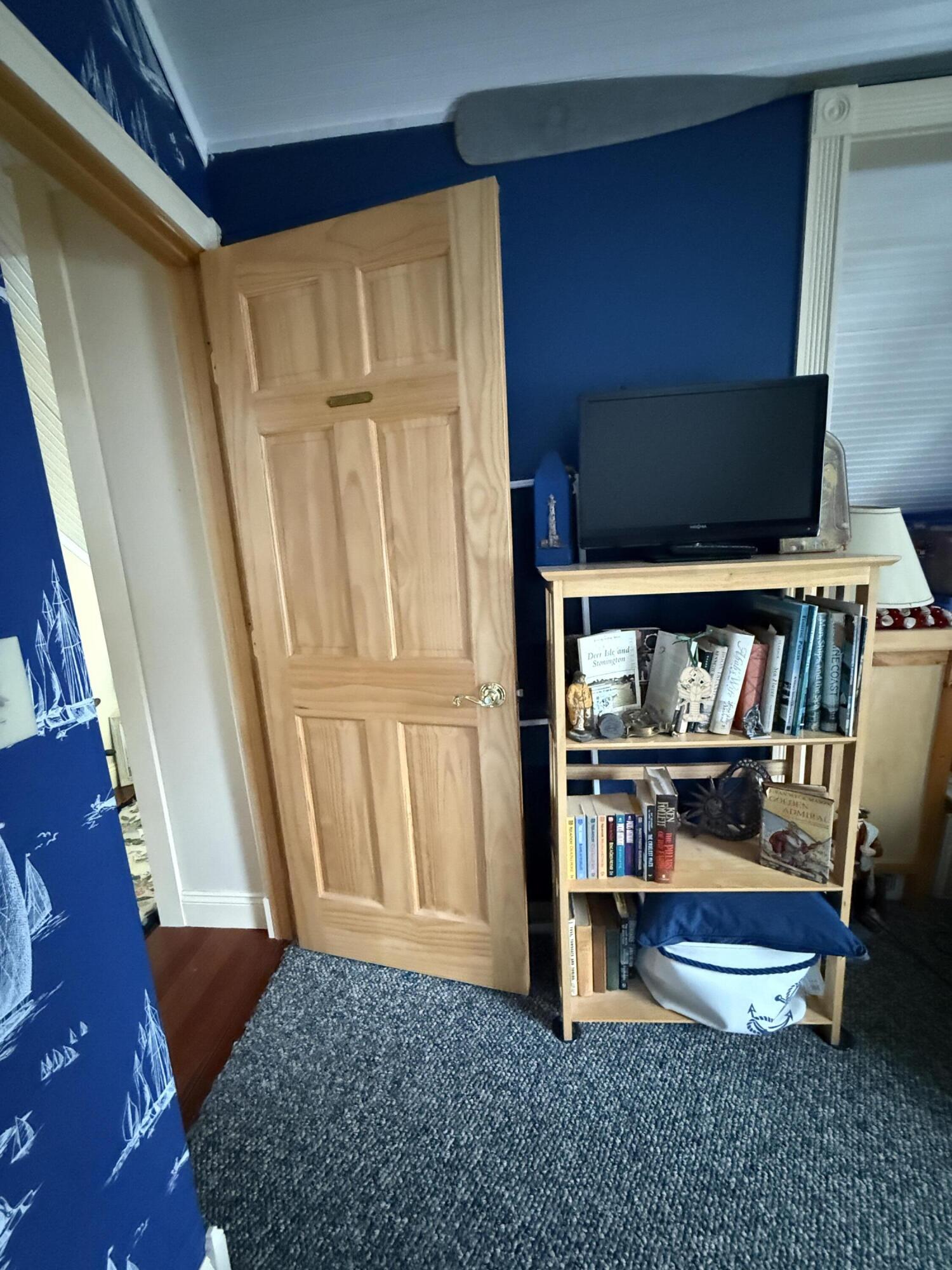 20 Tea Hill Road Stonington, ME 04681 - Photo 10 of 20 Admiral_Bedroom