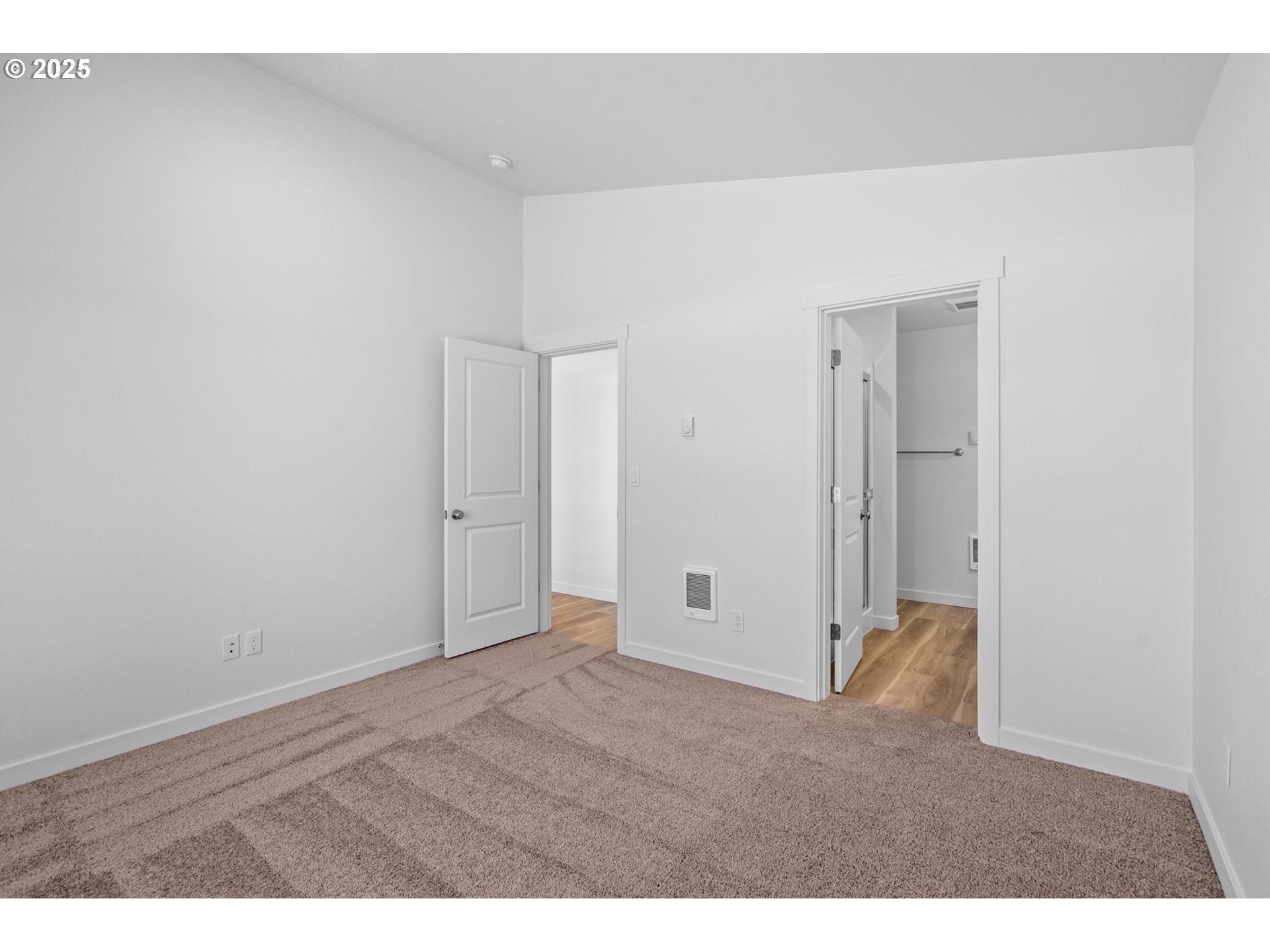 148 Southwest Eagle Drive Boardman, OR 97818 - Photo 9 of 27 a view of an empty room