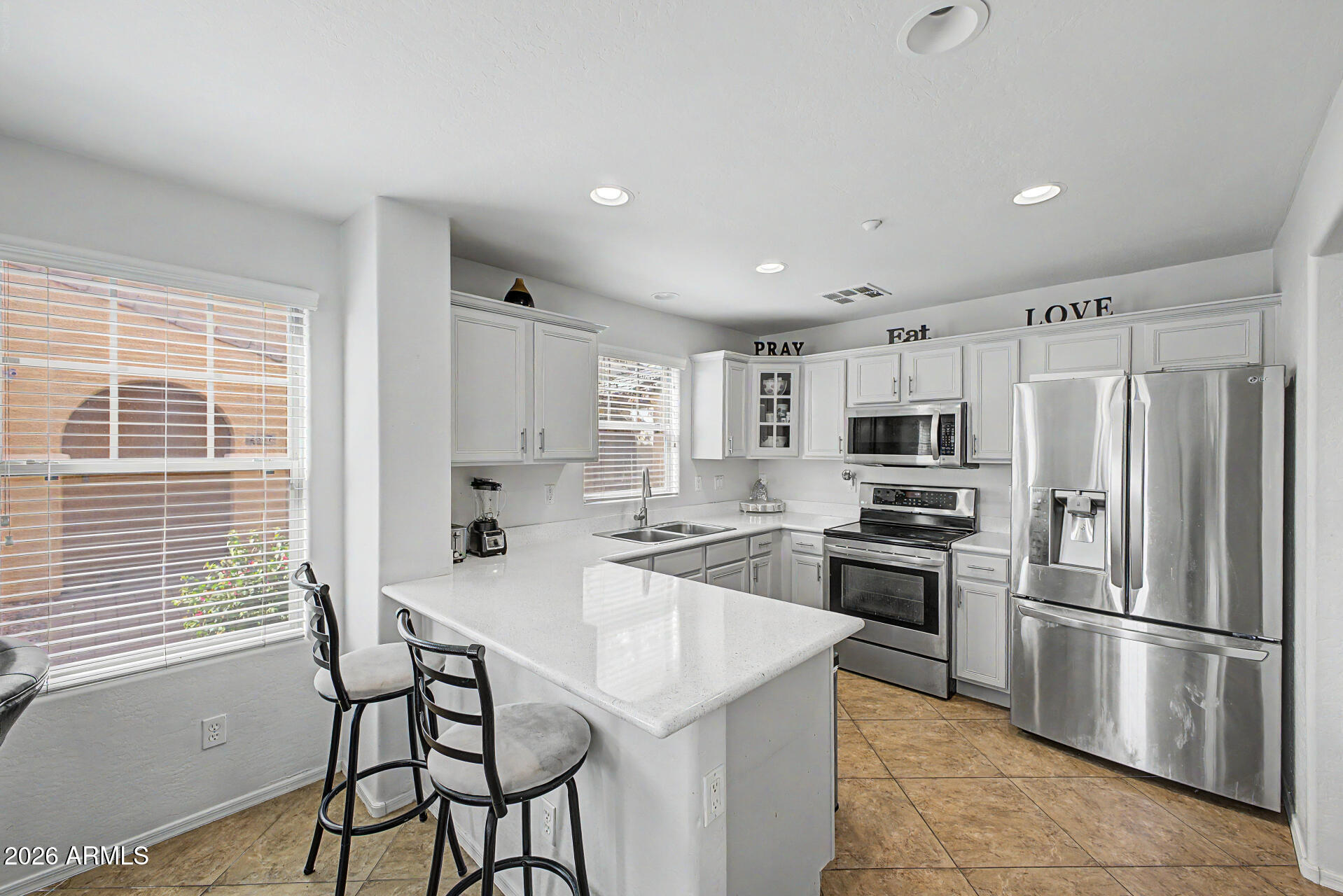 2869 East Bart Street Gilbert, AZ 85295 - Photo 6 of 25 06-Bart