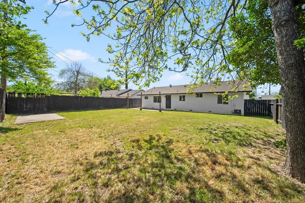 $434,900 | 6940 Gillingham Way, North Highlands, CA 95660
