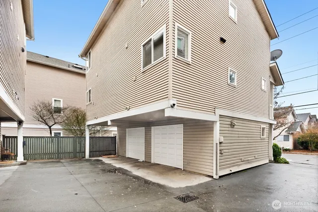 a view of a storage & utility room