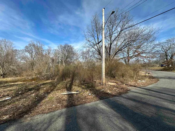 $6,500 | 2492 Smith Ridge Road, Memphis, TN 38127