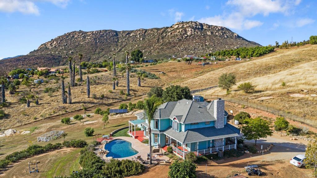 11060 San Luis Rey Drive Valley Center, CA 92082 - Photo 2 of 57