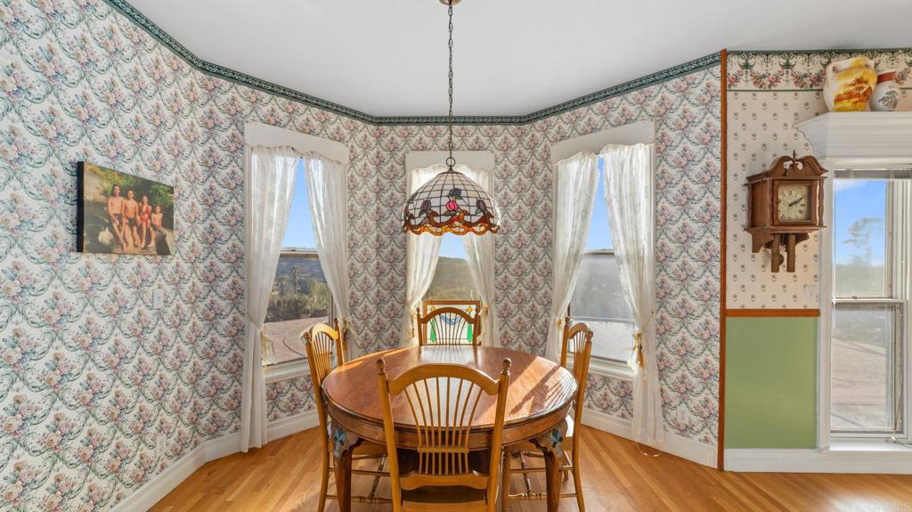 11060 San Luis Rey Drive Valley Center, CA 92082 - Photo 24 of 57 in-kitchen dining