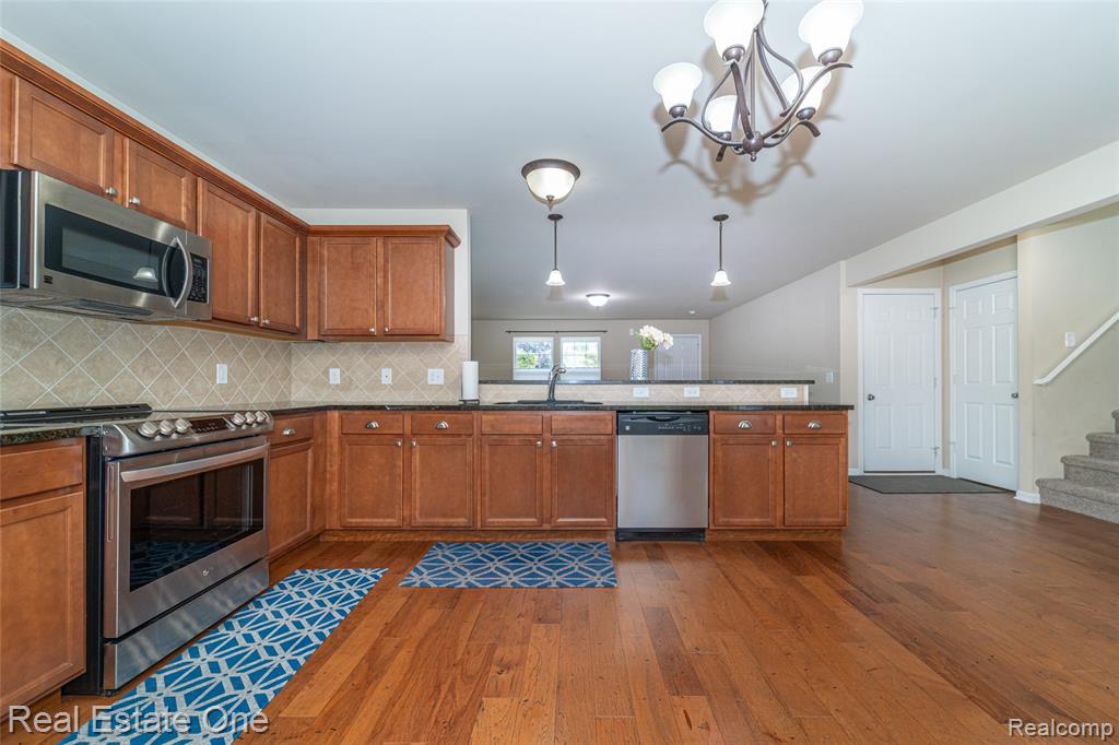 750 Dewars Street Howell, MI 48843 - Photo 11 of 39 Gallery Image 11