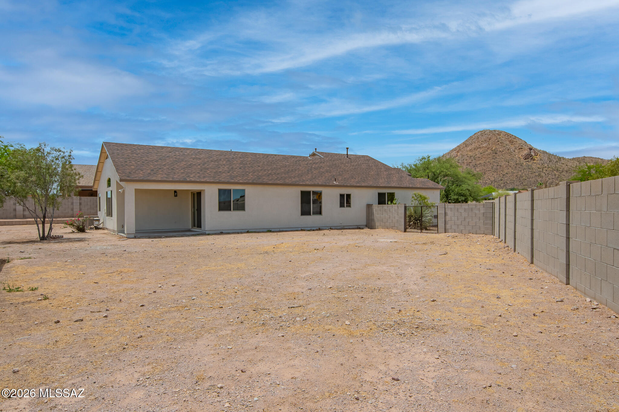 3705 West Tetakusim Road Tucson, AZ 85746 - Photo 6 of 44