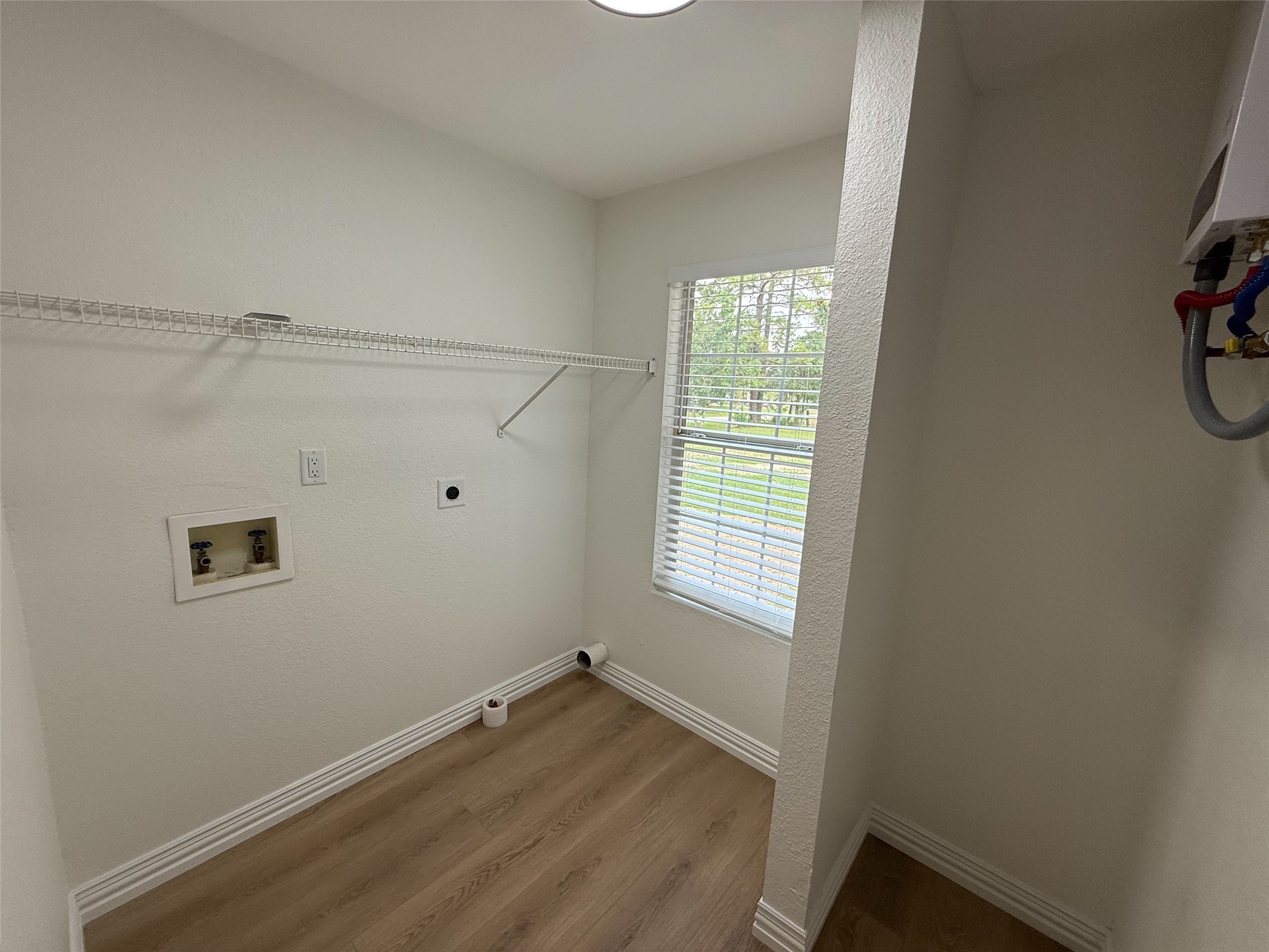 24010 Perkins Road Porter, TX 77365 - Photo 17 of 30 Laundry