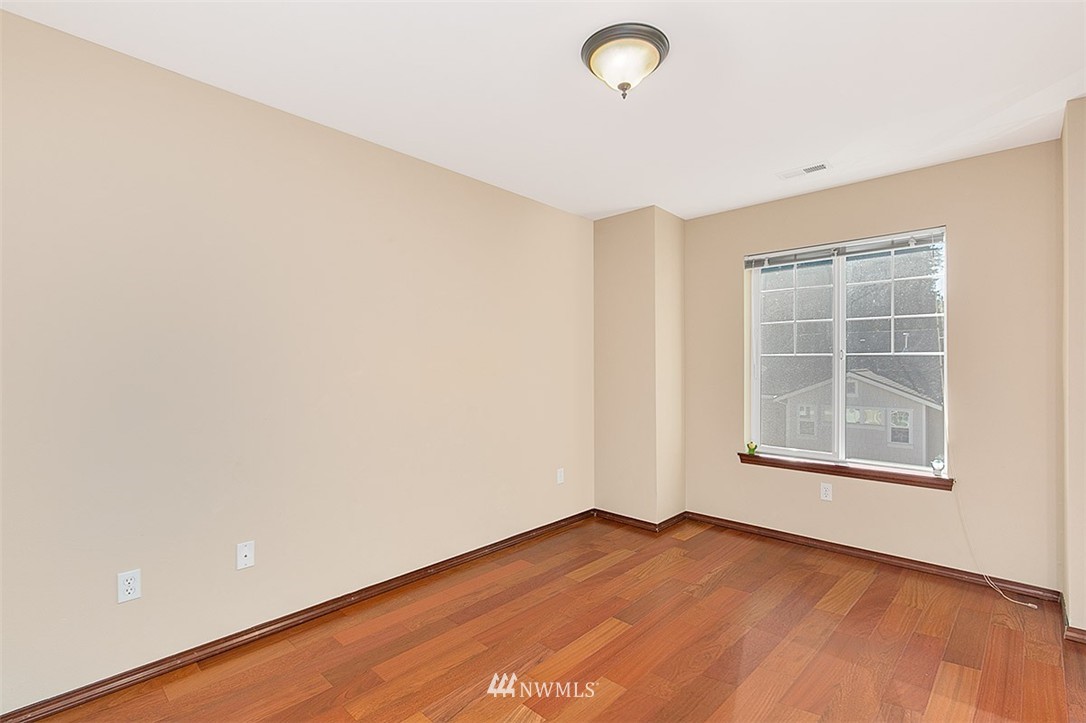 21533 11th Court Southeast Bothell, WA 98021 - Photo 14 of 17