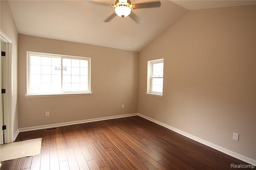 931 West 3rd Street Rochester, MI 48307 - Photo 52 of 62