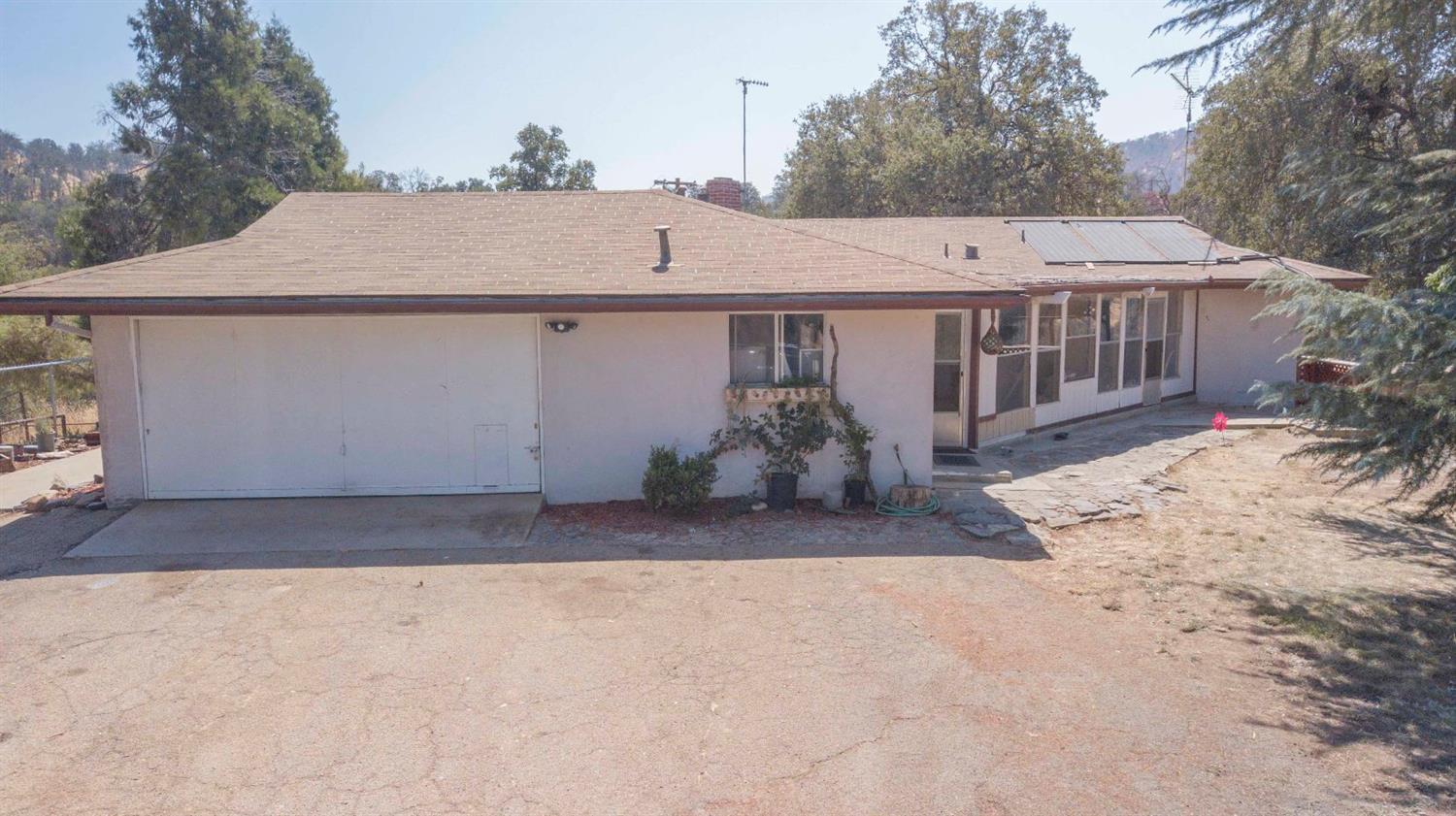 35343 Hopewell Road Squaw Valley, CA 93675 - Photo 1 of 74 Gallery Image 1
