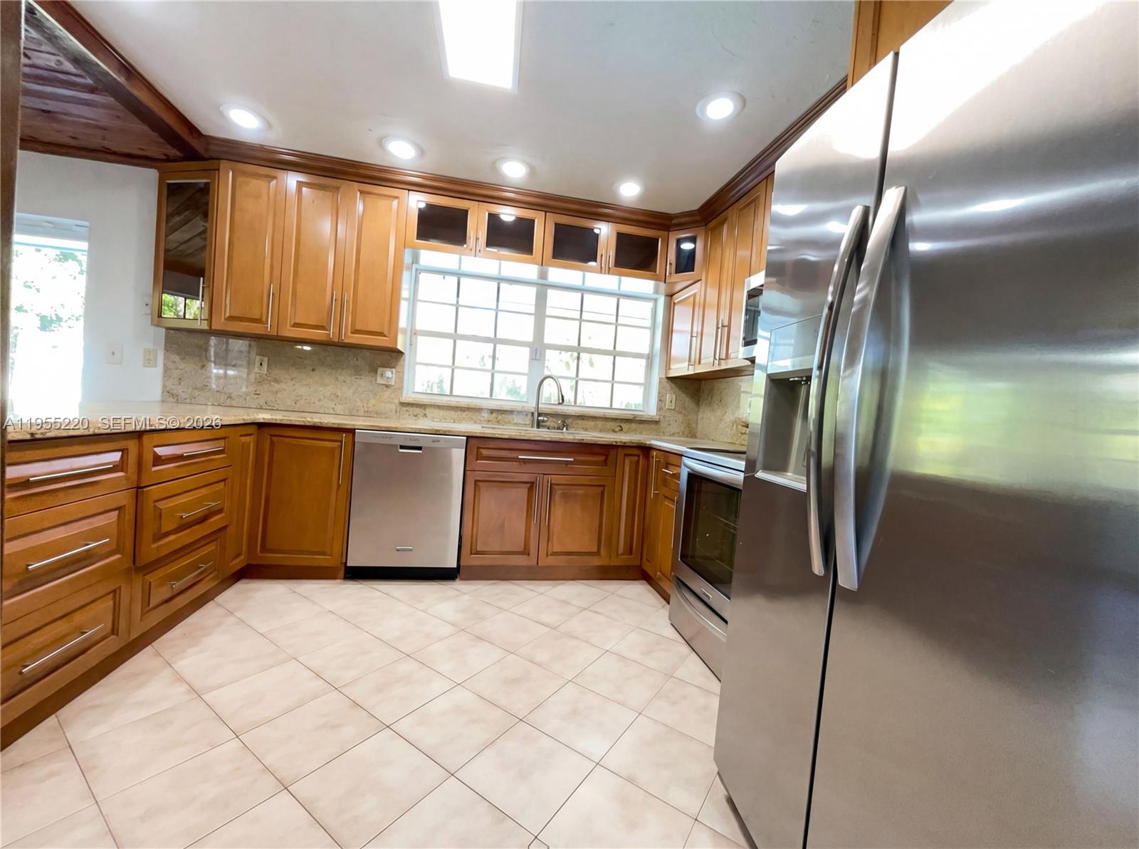 10001 Southwest 99th Avenue Miami, FL 33176 - Photo 12 of 21