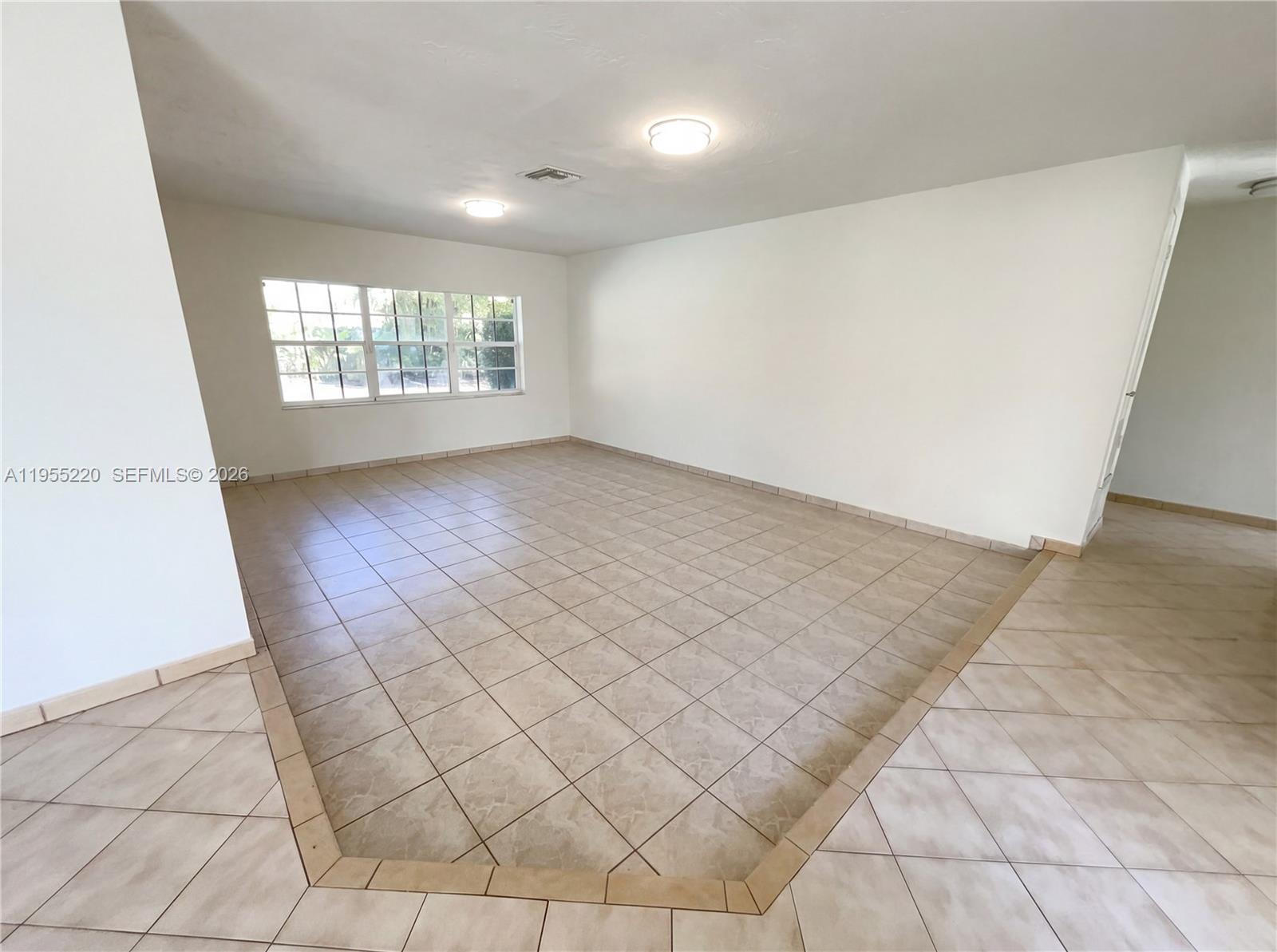 10001 Southwest 99th Avenue Miami, FL 33176 - Photo 13 of 21