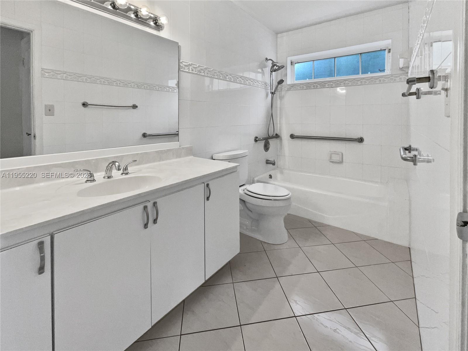 10001 Southwest 99th Avenue Miami, FL 33176 - Photo 14 of 22