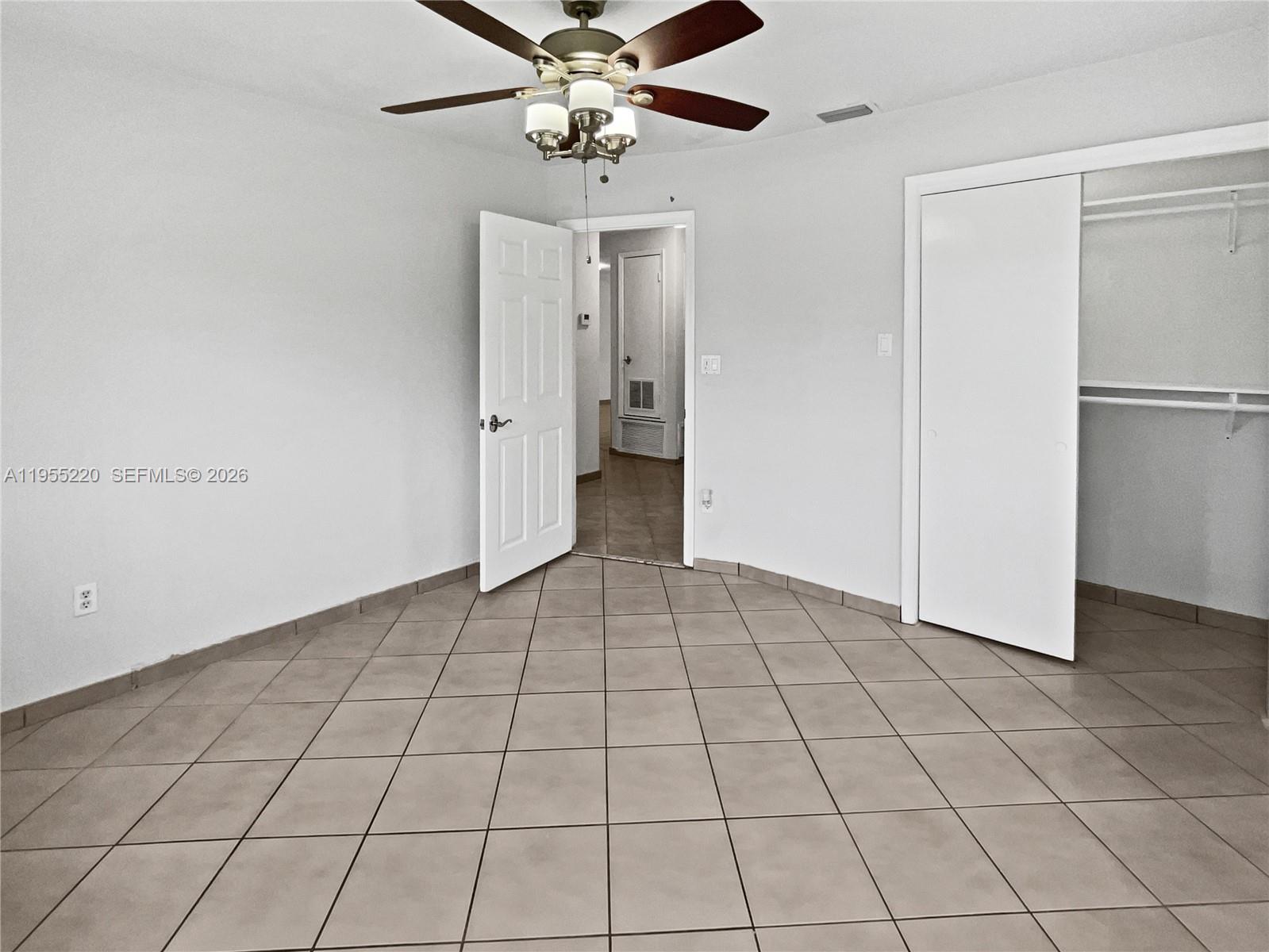 10001 Southwest 99th Avenue Miami, FL 33176 - Photo 17 of 22