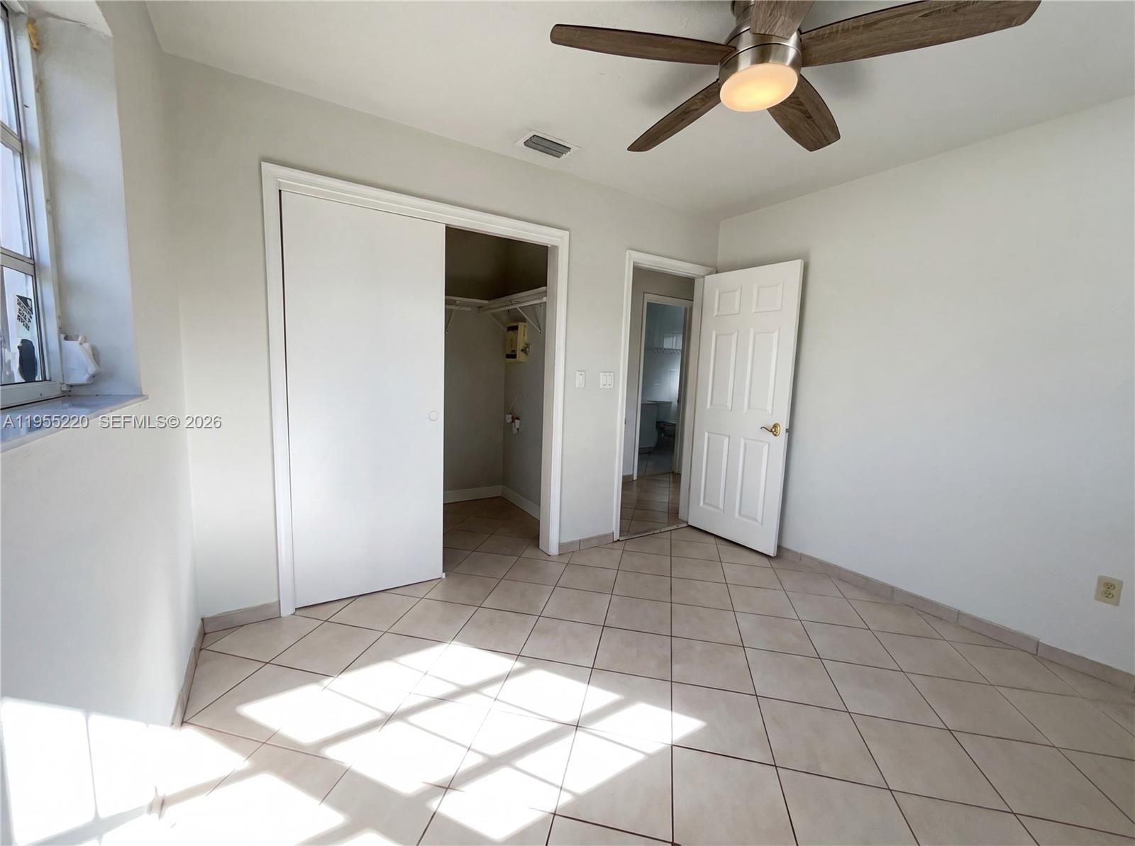 10001 Southwest 99th Avenue Miami, FL 33176 - Photo 6 of 21