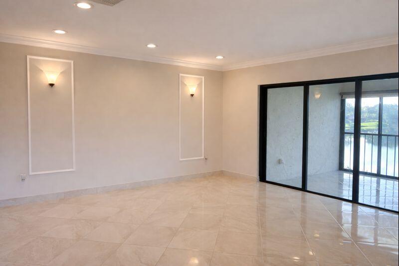 21851 Arriba Real, Unit L Boca Raton, FL 33433 - Photo 8 of 26 a view of an empty room