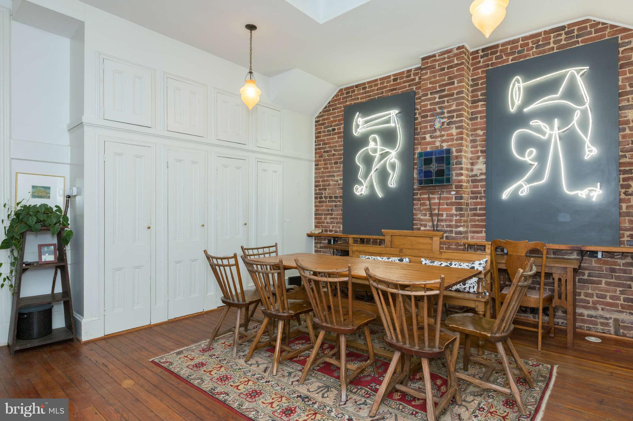931 R Street Northwest Washington, DC 20001 - Photo 10 of 19 Dining Room