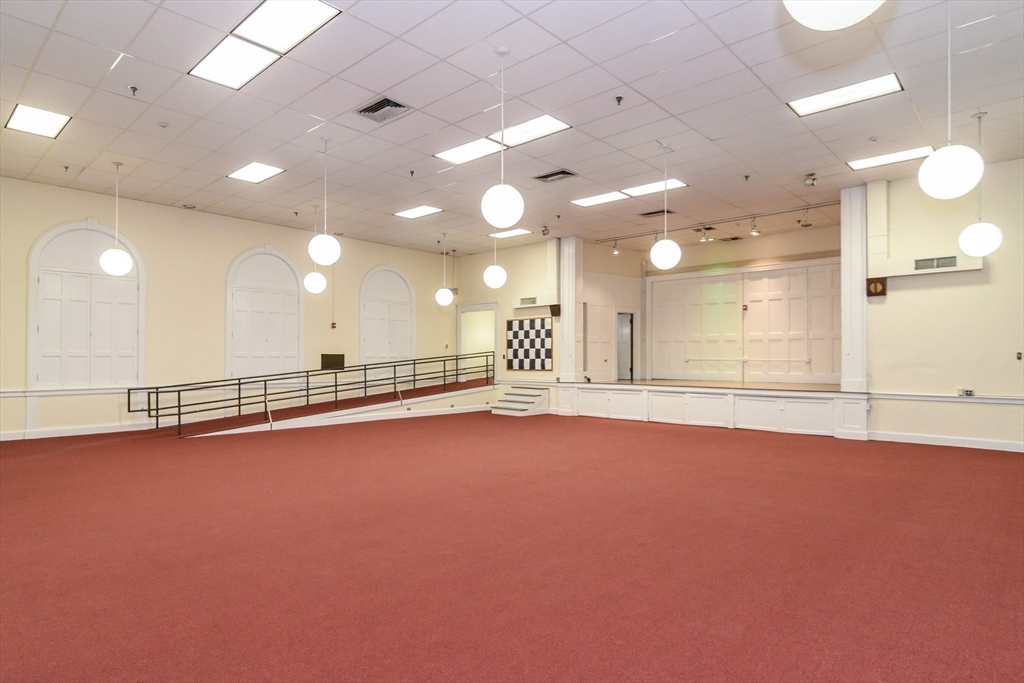 948 Main Street, Unit 209 Waltham, MA 02451 - Photo 15 of 17