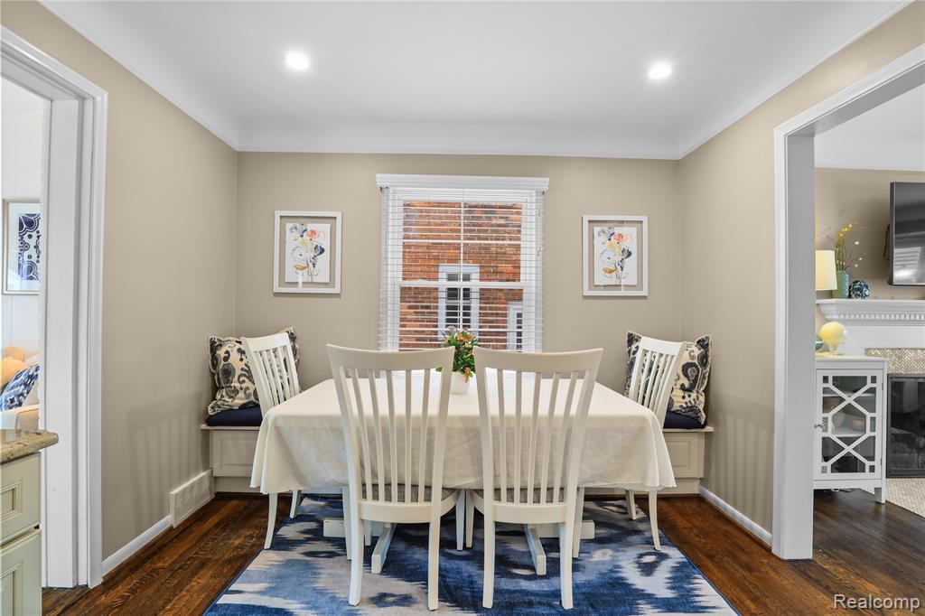 407 Moran Road Grosse Pointe Farms, MI 48236 - Photo 10 of 41