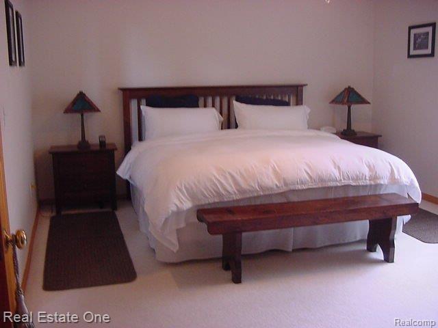 1016 River Mist Drive Rochester, MI 48307 - Photo 8 of 25 1st Floor Master