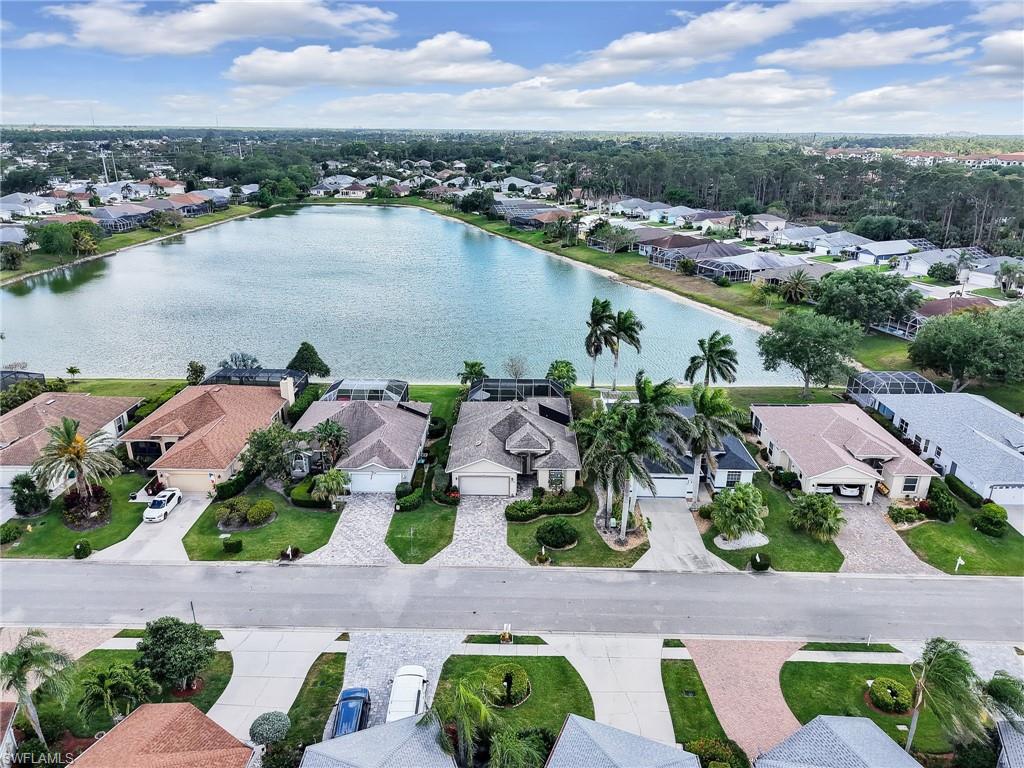 586 Crossfield Circle Naples, FL 34104 - Photo 33 of 38 an aerial view of multiple house