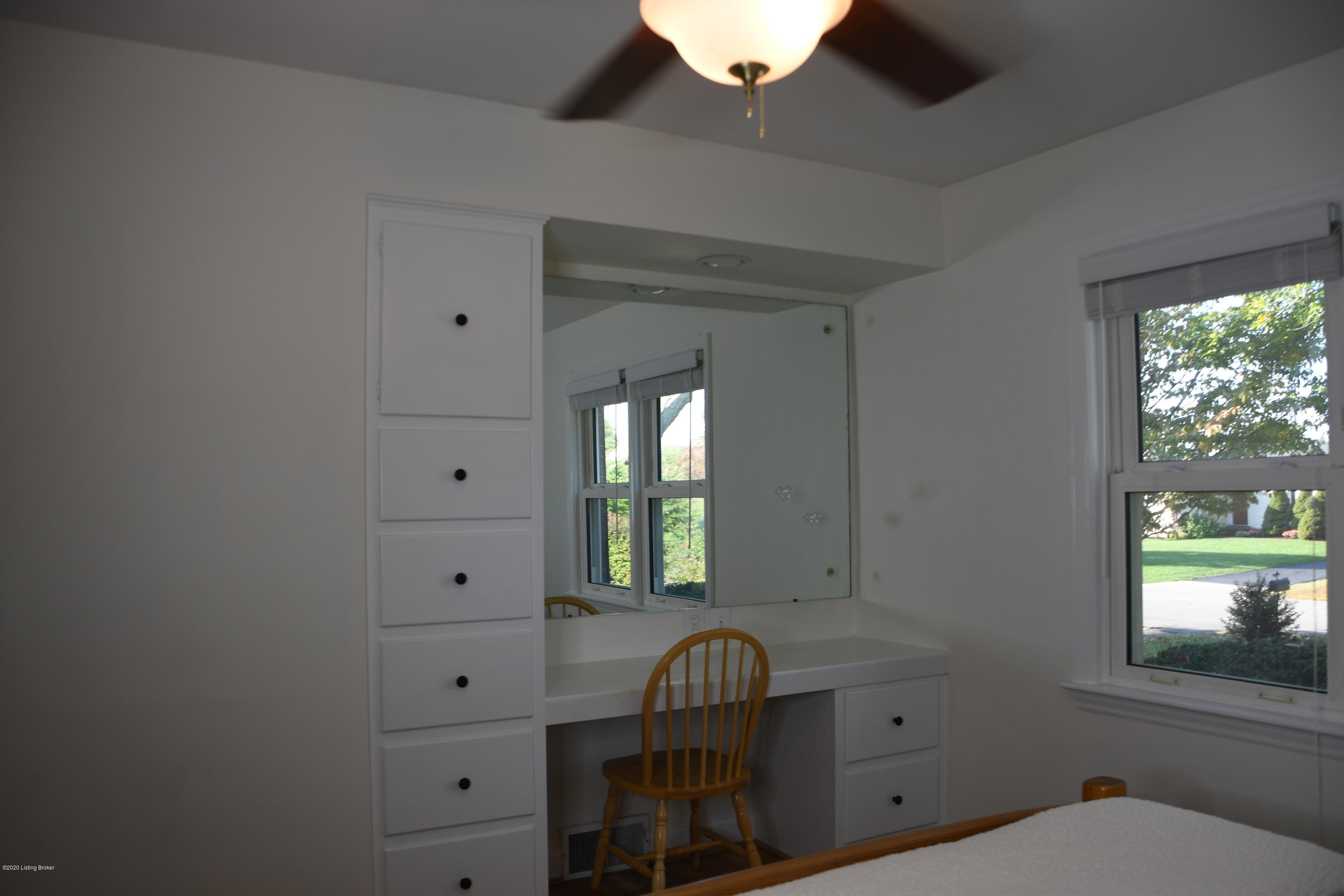 721 Indian Ridge Road Louisville, KY 40207 - Photo 19 of 21 Bedroom
