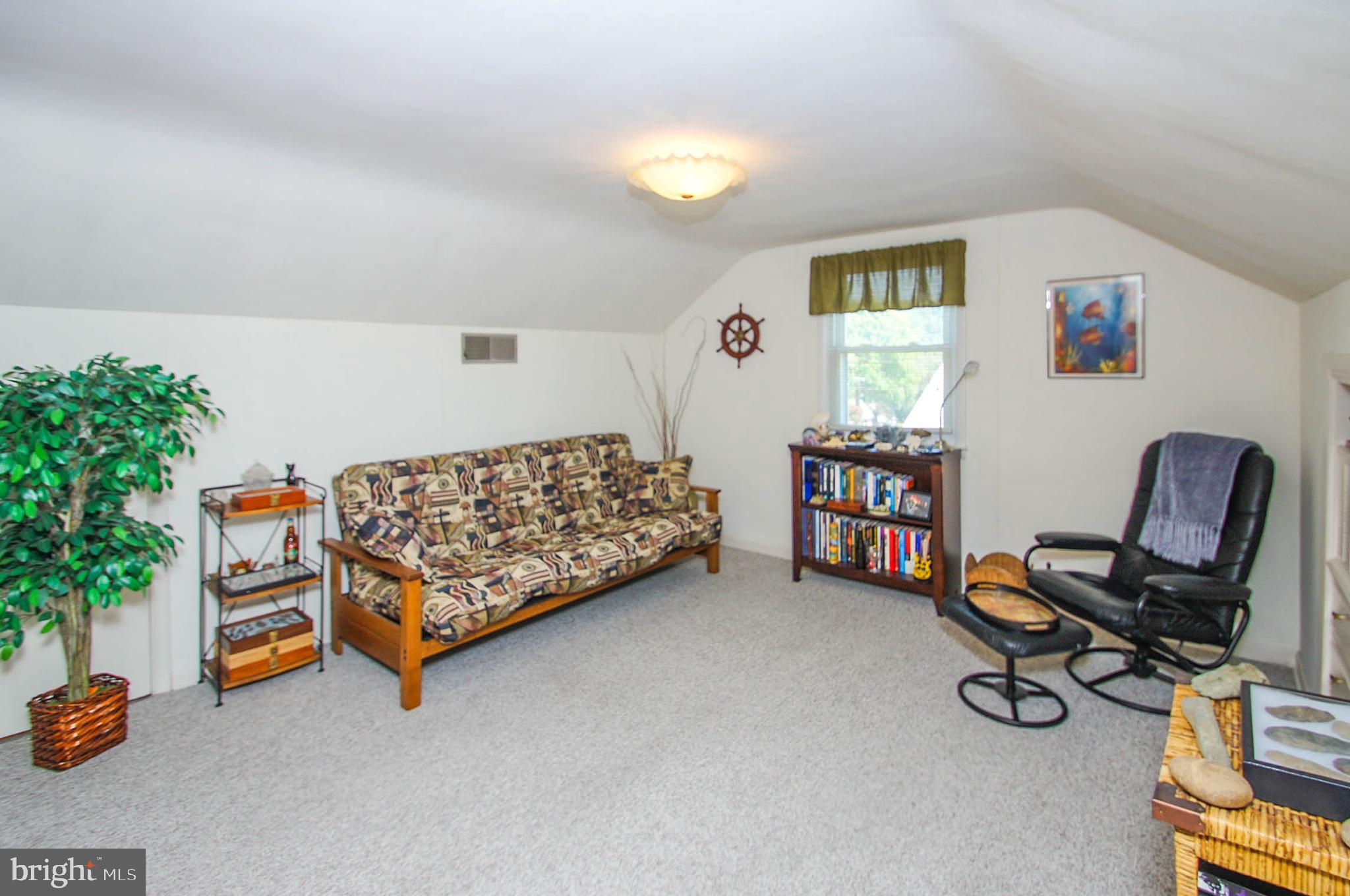 1239 Commonwealth Boulevard Reading, PA 19607 - Photo 18 of 42 Gallery Image 18