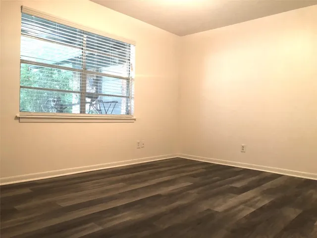 $565,000 | 2403 Sherwood Lane, Austin, TX 78704