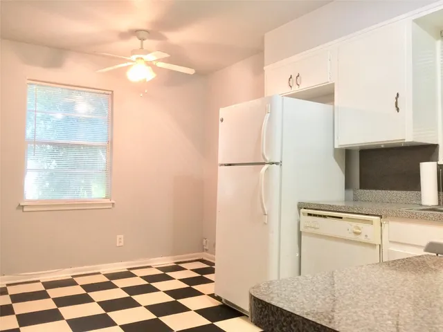 $565,000 | 2403 Sherwood Lane, Austin, TX 78704