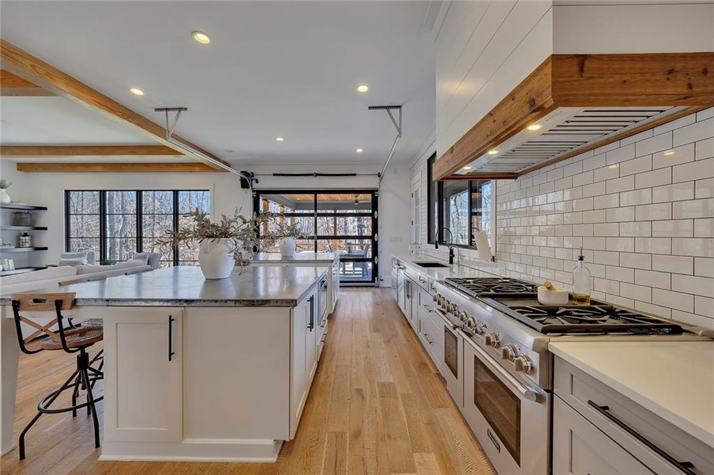 12560 Sibley Lane Roswell, GA 30075 - Photo 13 of 87