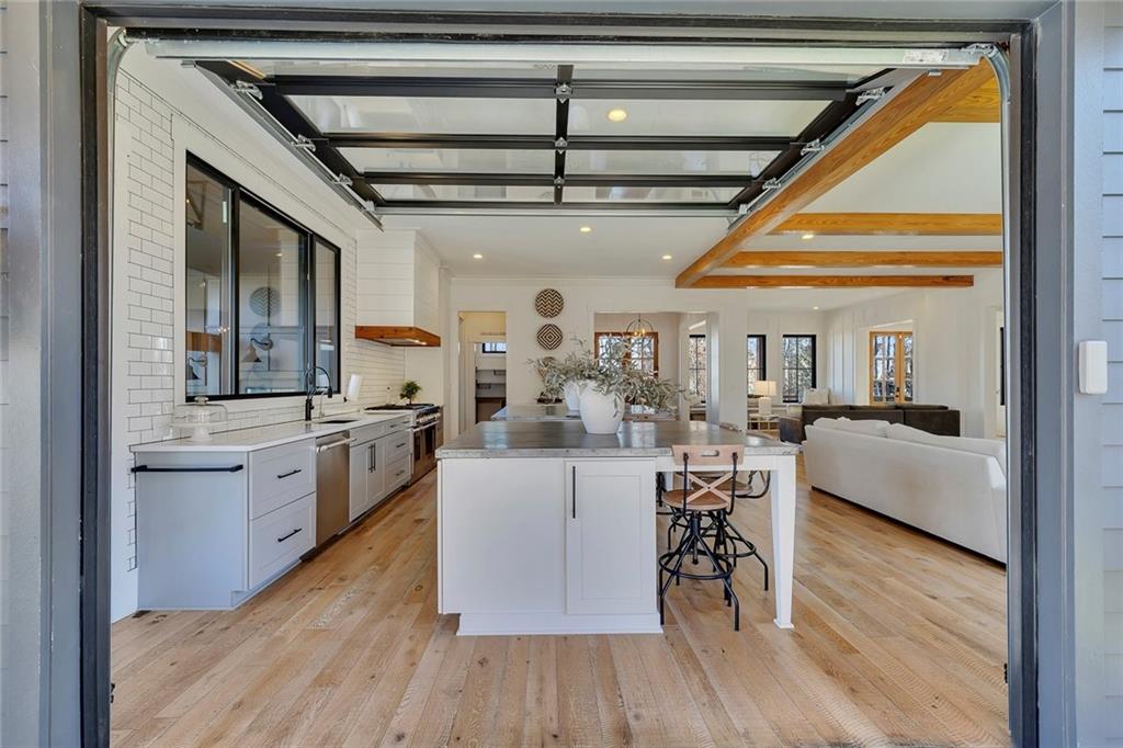 12560 Sibley Lane Roswell, GA 30075 - Photo 18 of 87