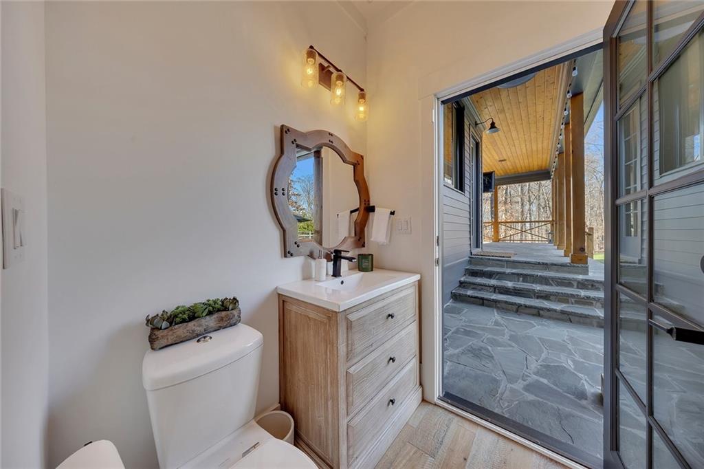 12560 Sibley Lane Roswell, GA 30075 - Photo 28 of 87