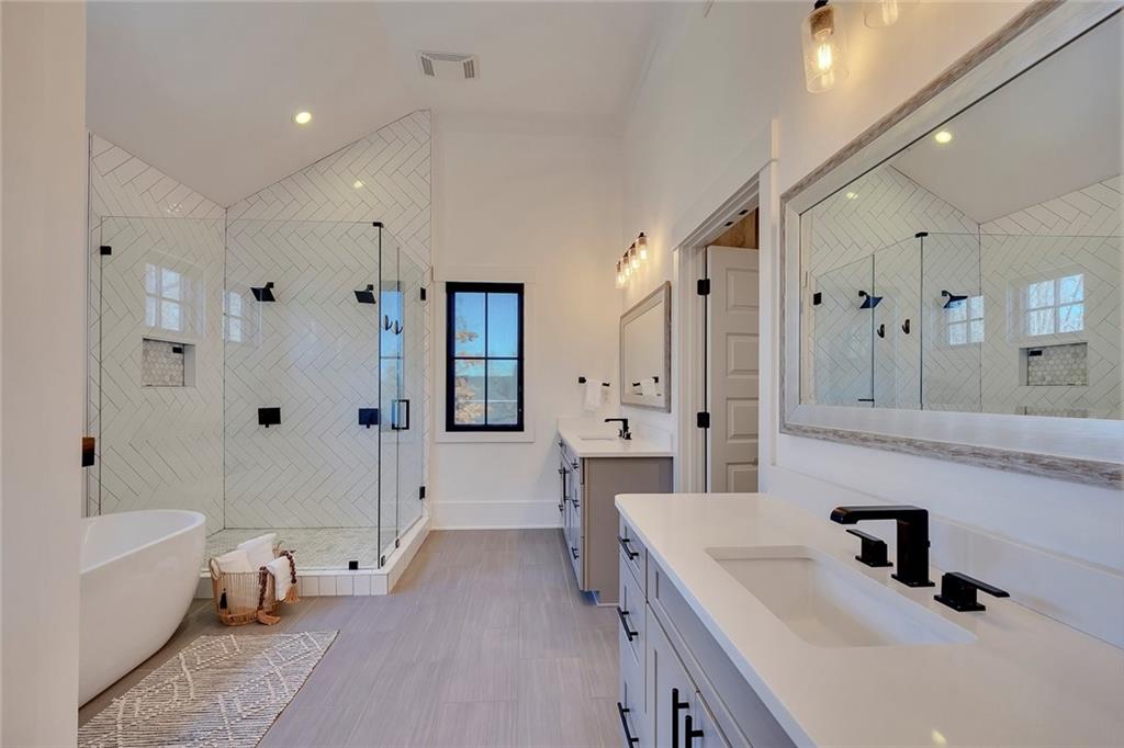 12560 Sibley Lane Roswell, GA 30075 - Photo 38 of 87