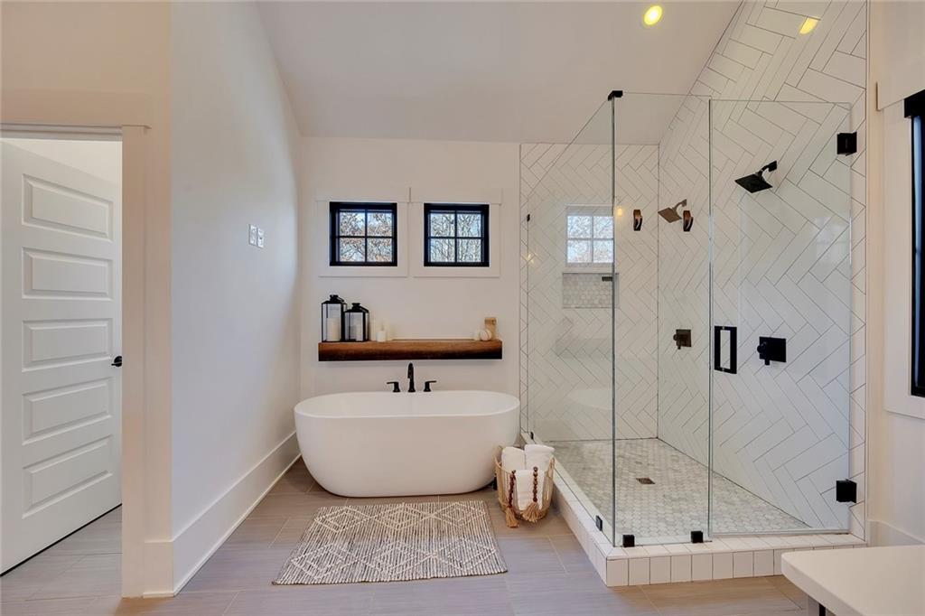 12560 Sibley Lane Roswell, GA 30075 - Photo 39 of 87