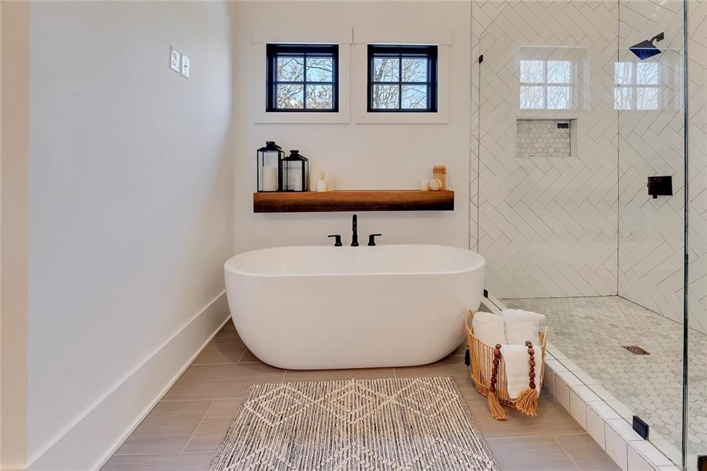 12560 Sibley Lane Roswell, GA 30075 - Photo 40 of 87