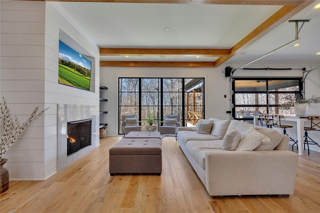 12560 Sibley Lane Roswell, GA 30075 - Photo 9 of 87