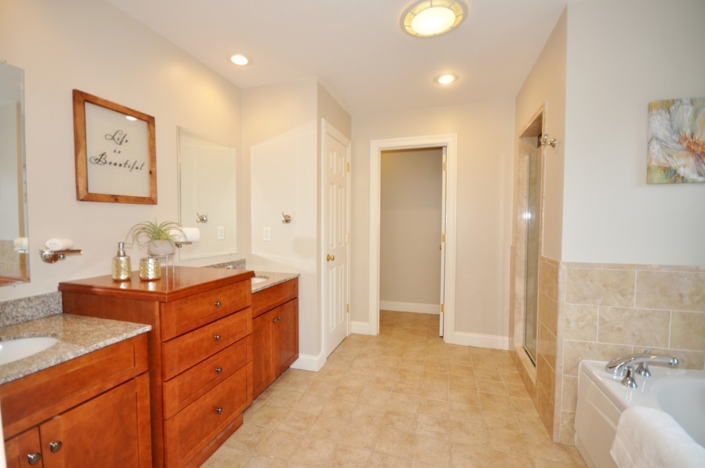27 Liberty Road Bedford, MA 01730 - Photo 14 of 27 Gallery Image 14