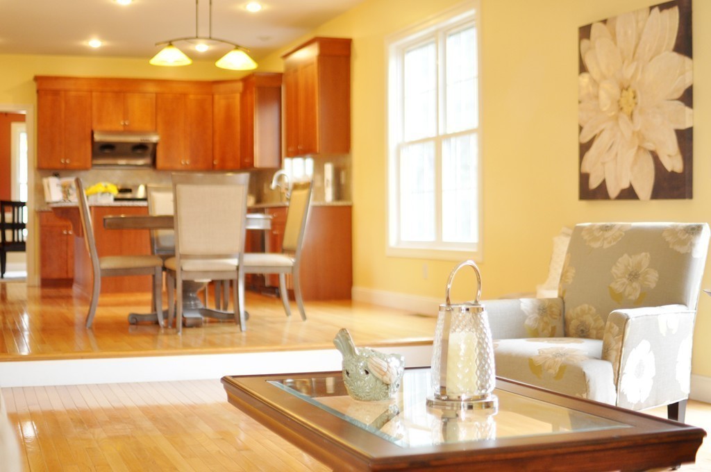 27 Liberty Road Bedford, MA 01730 - Photo 3 of 27 Gallery Image 3