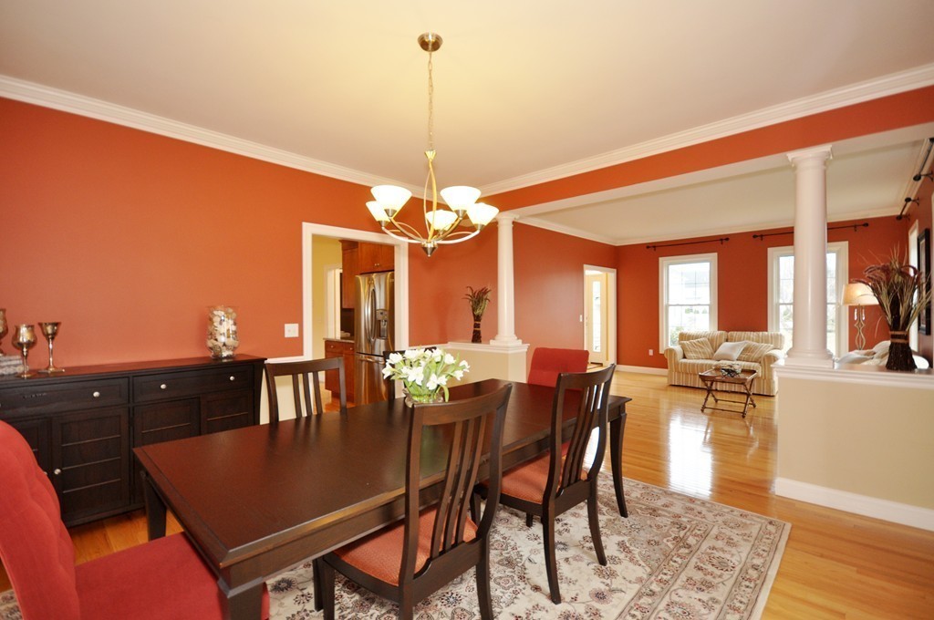 27 Liberty Road Bedford, MA 01730 - Photo 5 of 27 Gallery Image 5