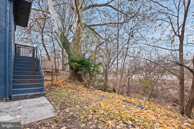 a view of entrance gate of a house