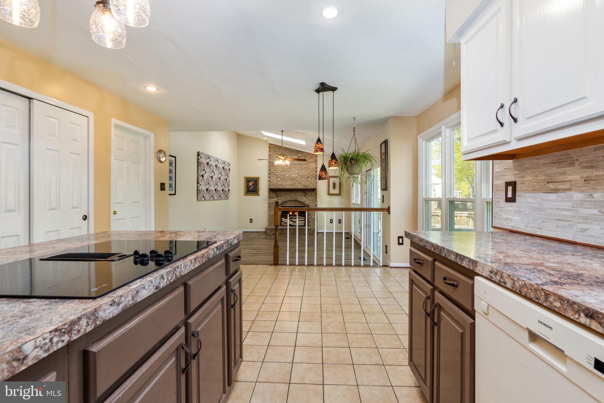 8029 Rocky Run Road Gainesville, VA 20155 - Photo 10 of 30 Kitchen